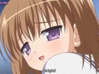 Tenåring anime minx med runde pupper blir skrudd